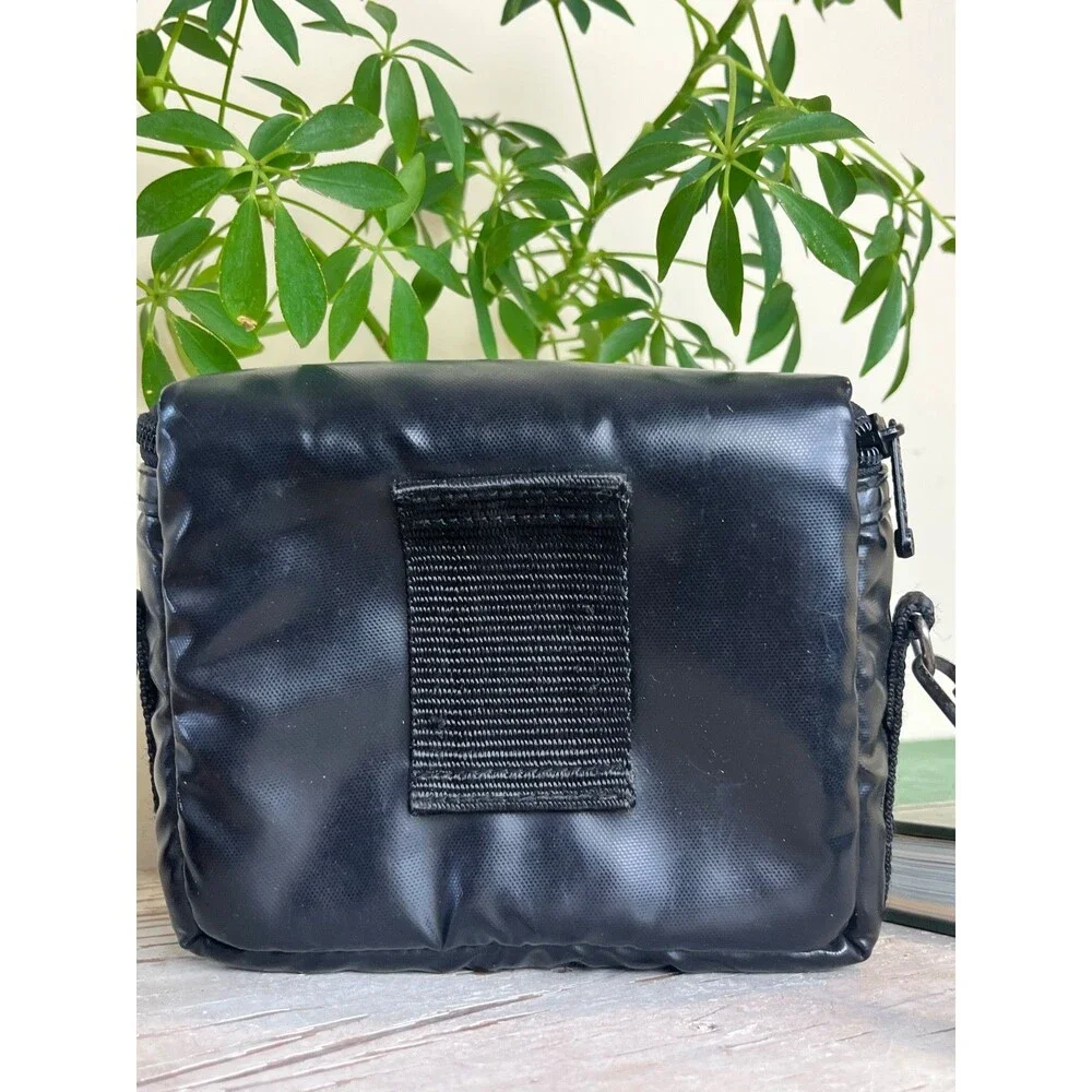 Vintage 1990's Padded Vinyl Camera Bag By Mohawk 7